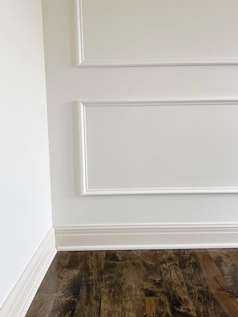 Pairing Creamy Trim with Warm White Walls - Life Love Larson White Walls Cream Trim Living Room, White Walls With Cream Trim, White Walls Cream Trim, Cream Walls With White Trim, Warm White Walls, Large Bedroom Wall, Neutral Wall Paint, Best Wall Paint, Cream Paint Colors