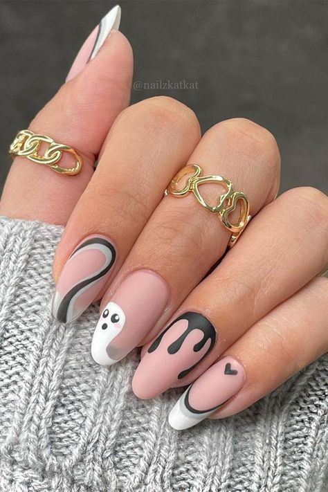 mix and match halloween nails , halloween nails, halloween nails, halloween nail art, halloween nails 2021 Ghost Nails, Nail Art Cute, Holloween Nails, Halloween Acrylic Nails, Cute Halloween Nails, Gel Set, Spooky Treats, Burgundy Nails, Nails 2021