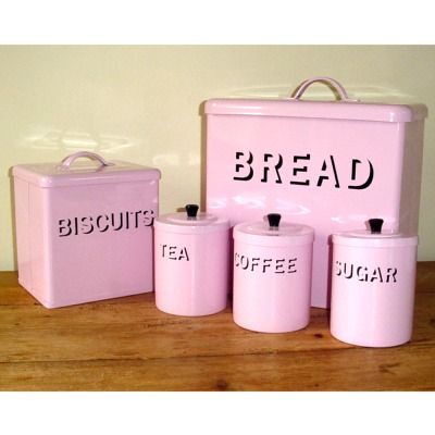 Shabby Chic PINK Enamel Bread Bin set - oh so girly if i had a retro kitchen House Appliances, Pink Thing, Chic Kitchen Decor, Sunflower House, Retro Kitchens, Pink Dishes, Shabby Chic Kitchen Decor, Pastel Kitchen, Rv Kitchen