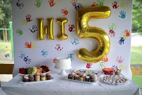 Hi 5 Theme Birthday Party, Birthday Ideas 5 Year, 5 Bday Party Ideas, 5 Year Bday Party Ideas, Hi Five Party Ideas, High Five Party Ideas, Hi Five Birthday Party Decorations, High Five Birthday Party Theme, Birthday Theme For 5 Year Boy