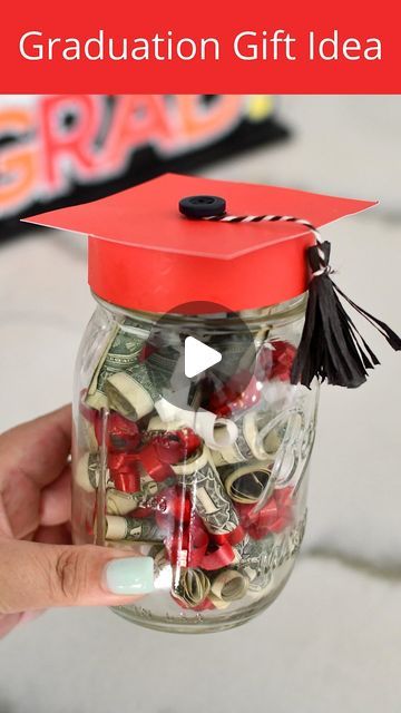 Hip2Save | Legit deals only. Follow for the best savings around! on Instagram: "If you’re attending a graduation party, these DIY graduation mason jars make the perfect gift! 👩🏼‍🎓This is an easy and thoughtful way to give a little cash, which is likely what most grads want anyways. 😉   Comment with the word GRAD and we’ll DM you a link on how to put this together.  #graduation #giftidea #grad #graduationgift #hip2save  @ballcanning" Mason Jar Graduation Gifts, Graduation Jar Ideas, Last Minute Graduation Gifts, Grad Money Gift Ideas, Money Graduation Gift Ideas, Graduation Mason Jars, Memory Jar Graduation, Grad Gift Ideas, Creative Graduation Gifts