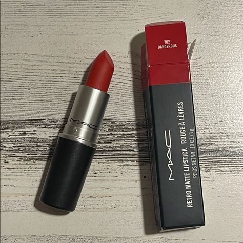 Mac Dangerous Retro Matte Lipstick Lip Care Vibrant Red Mac Red Lipsticks, Perfect Lipstick Shade, Lipstick Guide, Mac Lipstick Shades, Mac Lips, Makeup Mac, Makeup Package, Cool Makeup Looks, Evening Makeup