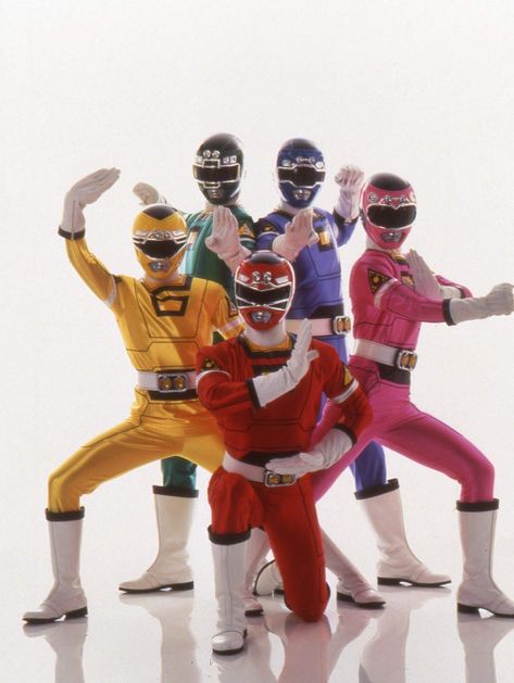 Power Rangers Group Photo, 5 Friends Group Photo, Pose For 5 Friends, Poses For Five Friends, 4 People Group Photo, Funny Group Poses, 4 Friends Poses Photo Ideas, Poses For 5 Friends, Group Poses 4 People