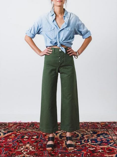 Would You Try Cropped Wide Leg Pants? | Glitter, Inc. Kamm Pants, High Waisted Cropped Pants, Wide Leg Pants Outfit, Wide Leg Pants Outfits, Leg Pants Outfit, High Waisted Wide Leg Pants, Cropped Wide Leg Pants, Pant Trends, Green Pants