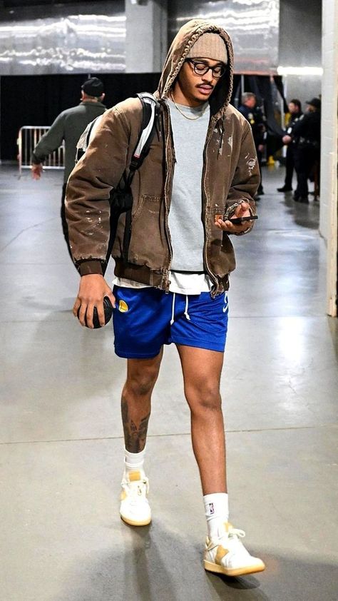 Carhartt Hoodie Outfit, Carhartt Outfit Men, Carhartt Mens Fashion, Carhartt Jacket Outfit, Carhartt Outfit, Outfit Cowok, Jordan Poole, Carhartt Detroit Jacket, Nba Outfit