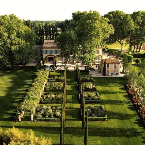 Le Mas des Poiriers on Instagram: "Happy Sunday! Relax and enjoy our little slice of heaven in Provence 🍐 . Merci @mgimage for this film and @jamiebeck.co @kevinburg and @provenceclassics for your love of Provence and for your friendship. Thank you @pbsproul @chefslarder @helen.puillandre and the entire @provencepoiriers team for being part of the magic that is Provence Poiriers. 🍐🍐🍐 . #provence #vacationinprovence #suddelafrance #frenchcountry #southoffrance" Provence Poiriers, Castle Building, The Fig Tree, Lace Camisole Top, My French Country Home, Mystical Places, Home Classic, Slice Of Heaven, House Of Gucci