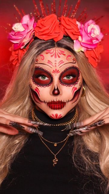 Catrina Halloween Costumes, Red Catrina Makeup, Mexican Halloween Makeup, Catarina Makeup, Catrina Face Paint, Dia De Los Muertos Makeup Ideas, Katrina Makeup, Coco Makeup, Calavera Makeup