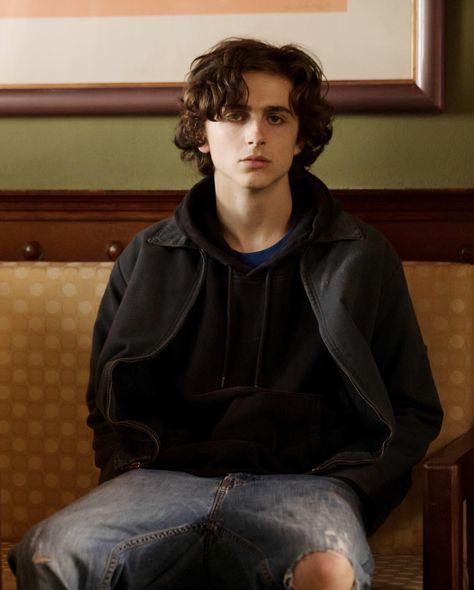 There are so many new Beautiful Boy stills ❤️ swipe left to see them all! #timotheechalamet (source: timothee-chalamet.net) Regulus Acturus Black, Timmy Time, Movies For Boys, French Boys, Timmy T, Regulus Black, Orlando Bloom, Tom Felton, The Perfect Guy