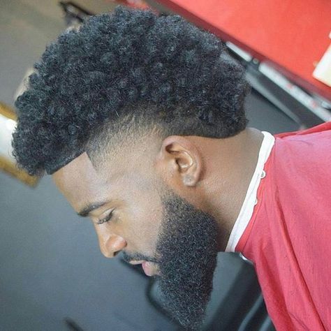 Afro Hair Fade, Afro Fade, Black Hair Cuts, Mohawk Hairstyles Men, Curly Hair Fade, Beard Fade, Taper Fade Haircut, Black Men Haircuts, Mohawk Hairstyles