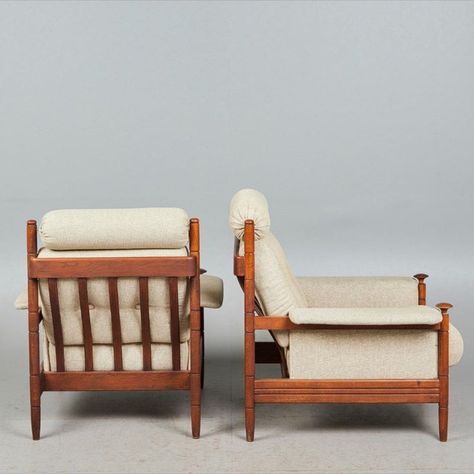 Pair midcentury Scandinavian lounge chairs, Denmark 1960s. Set consisting of two armchairs, each with a frame made of glazed oak wood with armrests, braced legs and removable seat and back upholstery made of beige, mottled wool fabric, equipped with a roll-shaped cushion, each: H.90cm, seat height: 48cm, W.85cm , D.85cm. Grandma Chair, Scandinavian Lounge, Scandinavian Lounge Chair, Two Armchairs, White Armchair, Vintage Lounge Chair, Mid Century Scandinavian, Lounge Chairs, A Frame