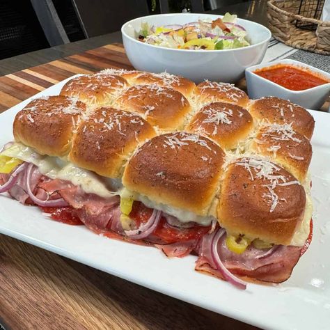 Easy Italian Sliders - Cooking in the Midwest Ham And Salami Sliders, Salami Dinner Recipes, The Best Sliders, Italian Sliders Hawaiian Rolls Cold, Midwest Dinner Recipes, Italian Sliders Recipes Hawaiian Rolls, Italian Sliders Hawaiian Rolls, Easy Christmas Lunch Ideas, Easy Italian Sliders