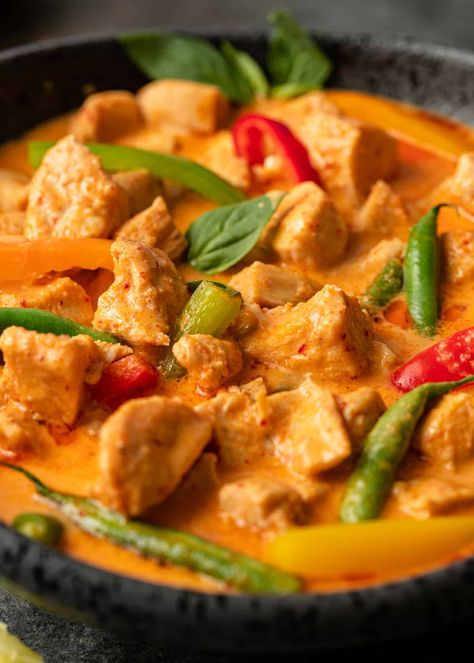 Penang Curry Recipe, Beef Panang Curry, Panang Curry Chicken, Panang Chicken, Chicken Panang, Instant Pot Curry, Penang Curry, Asian Curry, Thai Panang Curry