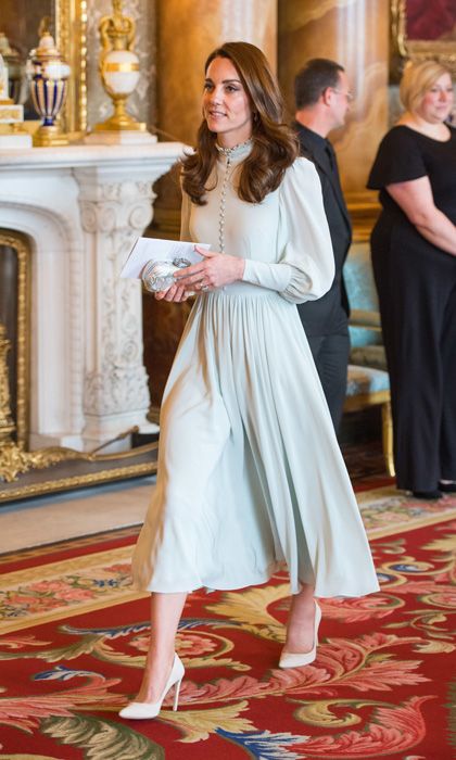 Moda Kate Middleton, Kate Middleton Stil, Christmas Outfits Dressy, Style Kate Middleton, Duchesse Kate, Düşes Kate, Herzogin Von Cambridge, Pale Blue Dresses, Looks Kate Middleton