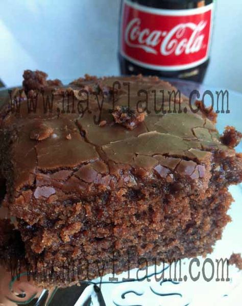 Chocolate Coca Cola Cake, Coke Cake, Cracker Barrel Recipes, Coca Cola Cake, Cola Cake, A Piece Of Cake, Piece Of Cake, Yummy Sweets, Cake Ingredients