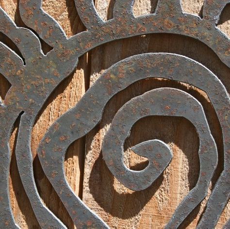 Rustic Sun Wall Decor Outdoor Wall Art Stone, Outdoor Wall Art Ideas, Large Outdoor Wall Art, Patio Wall Art, Arizona Backyard, Sun Wall Decor, Cave Creek, Patio Wall, Mural Ideas