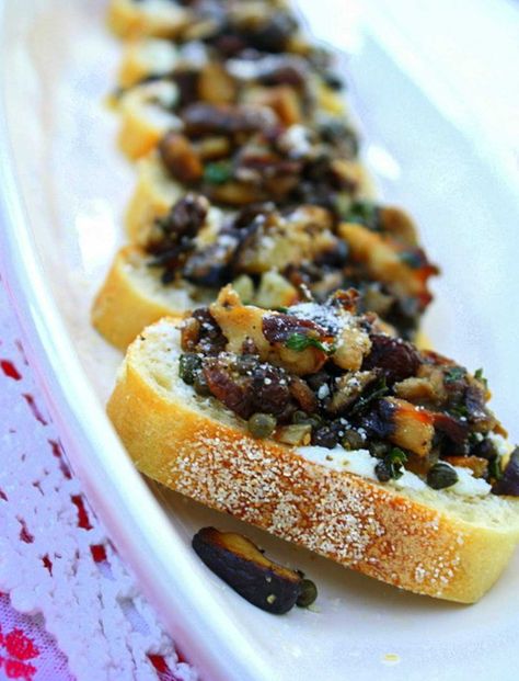 Easy mushroom, caper, goat cheese, bruschetta tapas appetizer recipe. Very popular every time I make it. Goat Cheese Bruschetta, Cheese Bruschetta, Anchovy Recipes, Tapas Dinner, Bruschetta Appetizer, Tapenade Recipe, Tapas Menu, Olive Recipes, Olive Tapenade