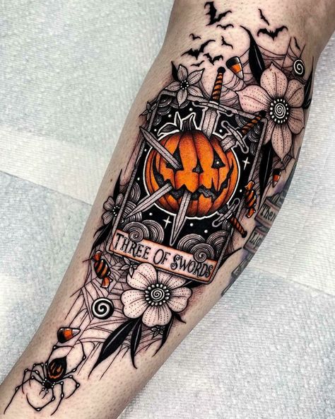 Halloween Sleeve, Cute Halloween Tattoos, Gotik Tattoo, Halloween Tattoos Sleeve, Dark Hole, Tattoo Halloween, 16 Tattoo, Pumpkin Tattoo, Tarot Tattoo