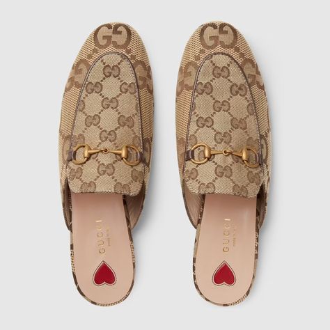 Gucci Slippers, Gucci Princetown, Designer Slippers, Cuffed Jeans, Women's Mules, Gucci Mules, Leather Mules, Beauty Items, Dark Brown Leather