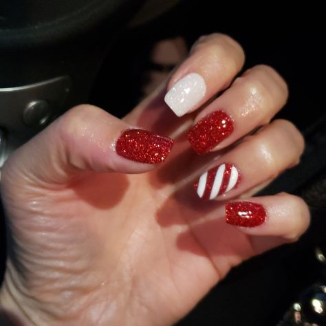 Red And White Nail Art, Red Sparkle Nails, Red Sparkly Nails, Christmas Nails Glitter, Nails Sparkly, Nails Acrylic Short, Nails Acrylic Coffin, Red And White Nails, Red Nails Glitter