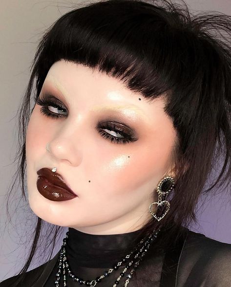 Valentines Looks, Maquillage Goth, Mac Makeup Looks, Anti Valentines, Alt Makeup, Ethereal Makeup, Unique Makeup, Edgy Makeup, Goth Makeup