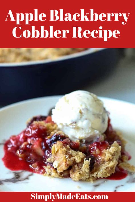 Apple blackberry cobbler with ice cream. Blackberry Crumble Recipe, Granola Crumble, Blackberry Cobbler Recipe, Blackberry Crumble, Pecan Ice Cream, Apple Cobbler, Crumble Recipe, Fruit Filling, Easiest Apples