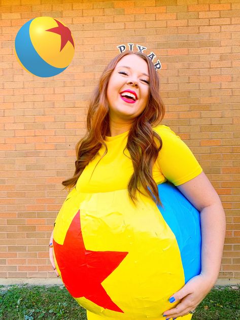 Luxo Pixar ball costume DIY! Pixar Lamp Costume, Pixar Ball, Pixar Costumes Diy, Russell Up Costume, Pixar Costume, Pixar Lamp, Yellow Spray Paint, Pregnancy Costumes, Disney Balloons