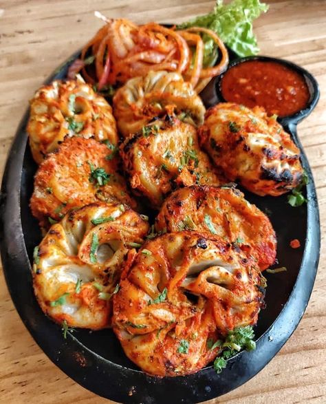 Momo Food, Food Captions, Fire Food, Food Crush, Delicacy Food, Food Therapy, Desi Food, Healthy Homemade Recipes, Food Pics