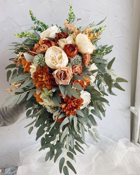 Bridal Bouquet Cascade, Faux Wedding Bouquet, Bouquet Cascade, Orange Wedding Bouquet, Rusting Wedding, Orange Bouquets, Orange Wedding Flowers, Burnt Orange Weddings, Faux Eucalyptus