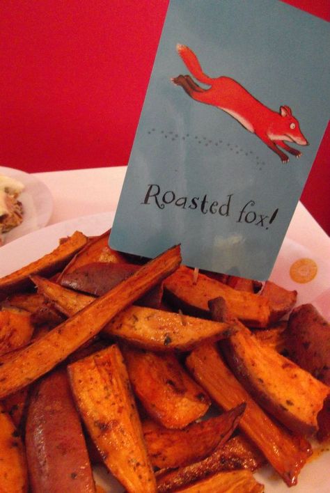 Roasted Fox - sweet potato wedges Gruffalo Birthday Party, Gruffalo Party Bags, Gruffalo First Birthday Party, Gruffalo Party Food, Gruffalo Birthday Party Decor, Roasted Fox Gruffalo, Gruffalo Themed Activities, Gruffalo 2nd Birthday, Gruffalo Party