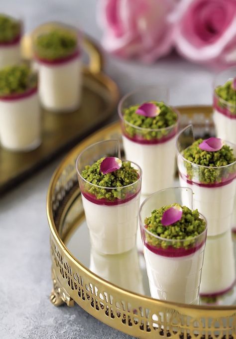 ROSE MEHALABYA (MILK PUDDING) – The Veg Food Arabisk Mad, Lebanese Desserts, Arabic Desserts, Dessert Mini, Milk Pudding, Arabic Dessert, Middle Eastern Desserts, Rose Milk, Indian Dessert