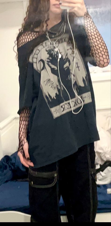 Emo Outfits Fishnet, Fishnet Tshirt Outfits, Style Fishnet Top, Fishnet Sleeves Under Shirt Outfit, Fishnets As Top, Goth Outfits With Fishnets, Grunge Outfits With Fishnets, T Shirt And Fishnets Outfit, Fishnet Shirt Outfit Grunge