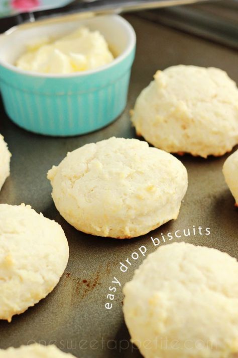 easy-dro-biscuits Drop Biscuits Easy, Olive Oil Biscuits, Easy Drop Biscuits, Drop Biscuits Recipe, Best Olive Oil, Easy Homemade Biscuits, Homemade Biscuits Recipe, Olive Oil Recipes, Oil Drop