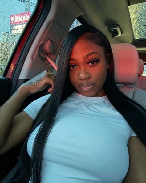 Quick Weave Hairstyles, Hair Laid, Hair Ponytail Styles, Face Card, Ponytail Styles, Hair Life, Baddie Hairstyles, Selfie Ideas, Heart Eyes