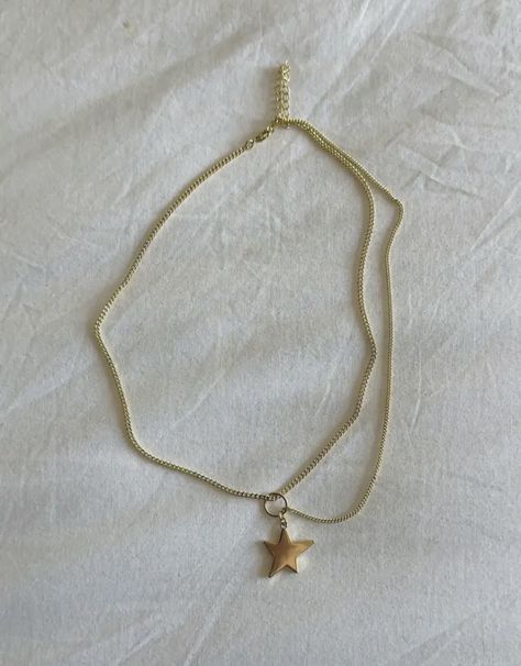 Back To School Amazon, Gold Star Necklace, Amazon Jewelry, Star Necklace Gold, Necklace Dainty, Gold Star, Gold Fashion, Star Necklace, Gold Stars