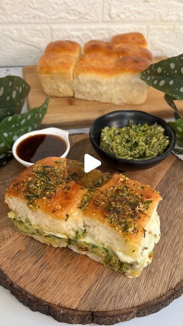 Alisha Bansal on Instagram: "Cheesy Thecha Pav   For complete detailed recipe, link 🔗 is in bio   Follow @anyonecancookwithdr.alisha for more such easy recipes   #thechapav #pav #cheesythechapav #thecha #cheesypav #pavrecipe #pavcheese #cheesepav #thecha #spicythechapav #spicythecha #thecharecipe #snacks #streetfood #streefoodrecipes #recipes #foodrecipes #foodreels #dralisha #anyonecancookwithdralisha #foodspotting #foodvlogging #lifeoffoodblogger" Thecha Pav Recipe, Snake Recipes Food, Thecha Recipe, Snake Recipe, Pav Recipe, Food Board, Food Food, Snakes, Easy Recipes