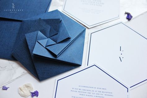 Add a touch of luxury and impress your guests with our unique Origami Invitation! Origami Invitation, Origami Invitations, Origami Wedding Invitations, Blue Origami, Unique Origami, Invitation Unique, Stars Wedding Invitations, Origami Techniques, Origami Wedding