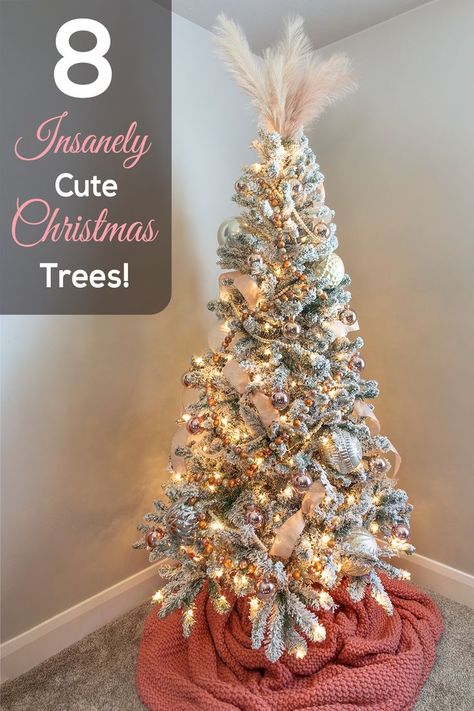 Get some inspiration for decorating Christmas trees. This is my boho christmas tree. Decorated with silver, copper and rose gold. My favorite part is the pampas grass christmas tree topper. Cute Christmas Tree Ideas, Pampas Grass Christmas Tree, Pampas Grass Christmas, Themed Christmas Tree Ideas, Christmas Tree Roses, Diy Tree Topper, Rose Gold Christmas Tree, Boho Tree, Entry Room