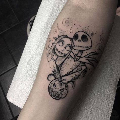 Jack And Sally Tattoo, Sally Tattoo, Tattoo Nightmares, Jack Skellington Tattoo, Tim Burton Tattoo, Jack Tattoo, Jack Y Sally, Nightmare Before Christmas Tattoo, Vegan Tattoo