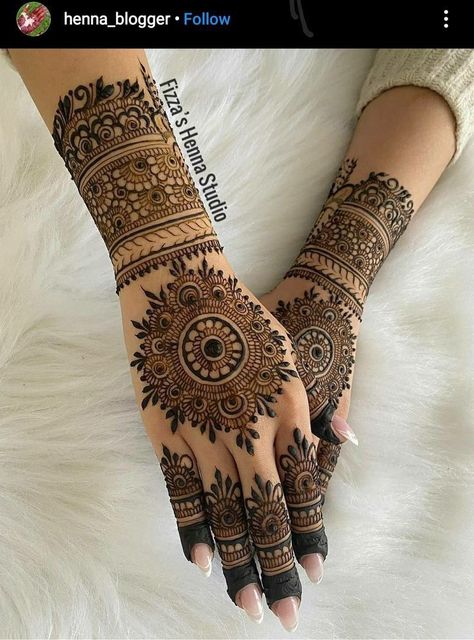 henna henna designs henna tattoo henna tattoos henna design henna tattoo designs hennas henna hand henna tattoo design Henna Tattoo Design, Tattoos Henna, Henna Hand, Tattoo Henna, Design Henna, Henna Tattoos, Henna Tattoo Designs, Henna Design, Henna Tattoo