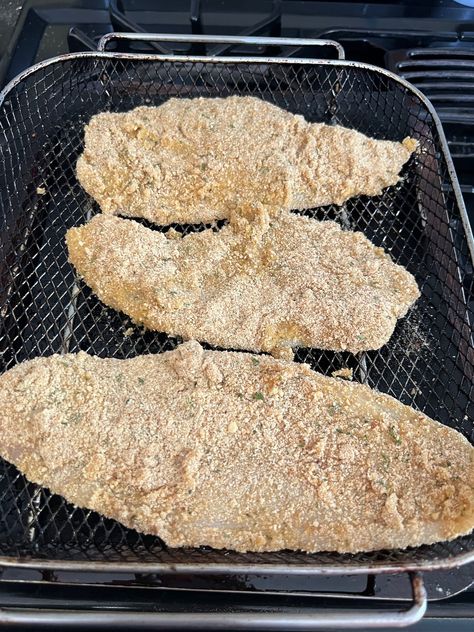 Air Fryer Breaded Flounder Recipe #airfryer #airfryereats #airfryerrecipes #breadedfish #airfryerflounder #airfryerbreadedflounder Air Fryer Flounder Recipes, Breaded Flounder, Challah Rolls, Flounder Recipes, Air Fryer Fish, Italian Breadcrumbs, Fish Recipes Healthy, Dinner Entrees, Breaded Chicken