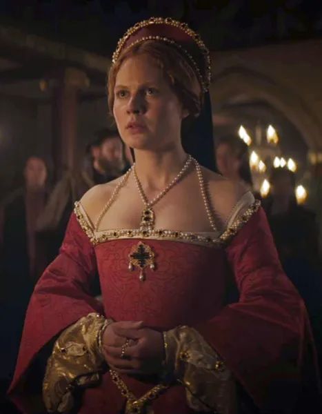 Tudor Fashion Women, Becoming Elizabeth, Aesthetic Fashion Men, Tudor Dress, Tudor Fashion, Tudor Costumes, Tudor Era, Period Dress, Mary I