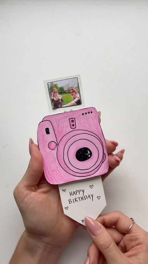 ангелина | Back with a new gift idea 🎀 #diy #diycrafts #diygifts #giftideas #papercrafts #photogifts #reels #explorepage | Instagram Mini Craft, Spirit Week, Amazing Ideas, Birthday Cards Diy, Idea Diy, Diy Cards, Birthday Ideas, Diy Gifts, So Cute