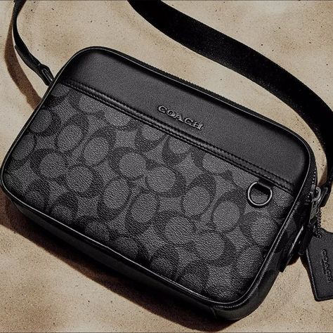 Men Crossbody Bag, Sling Bag Men, All Apple Products, Beach Girl Aesthetic, Mens Crossbody Bag, Leather Bag Pattern, Coach Outlet, Cool Outfits For Men, Cross Bag