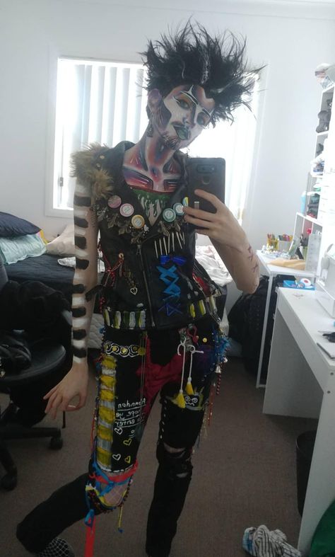 Not your traditional upcycling but I'm in love with my drag outfit. I'm usually so fussy and neat but working like this is so freeing to me @belial.bzarr (Instagram) #sewing #crafts #handmade #quilting #fabric #vintage #DIY #craft #knitting Summer Halloween Outfits, Drag King Outfits, Drag Clown, Goth Drag, Punk Clown, Clown Punk, Goth Punk Fashion, Drag King Makeup, Drag Make-up