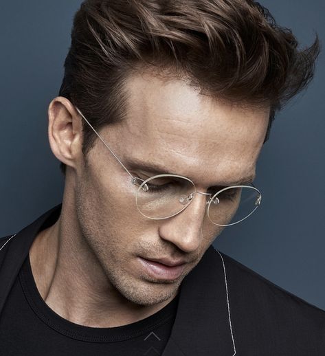 Frameless Specs For Men, Specs For Men, Spectacles Women, Frameless Glasses, Glasses Inspiration, Big Glasses, Eyeglasses Men, Glasses Trends, Retro Eyewear