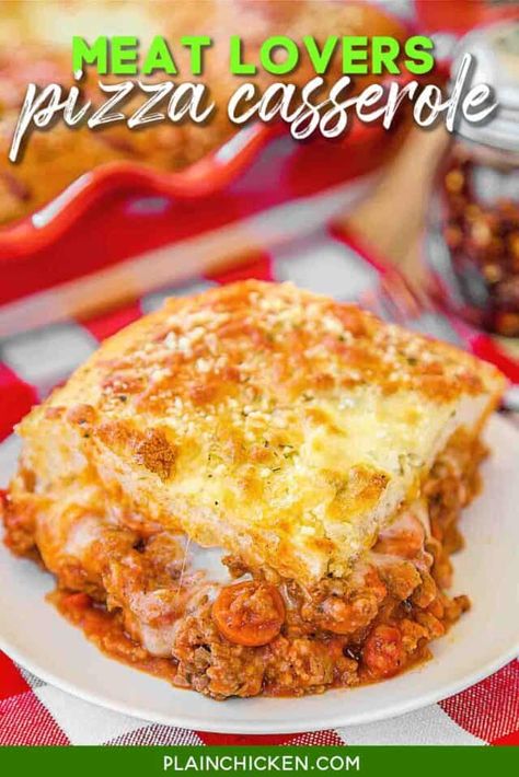 Meat Lovers Pizza Casserole - a family favorite!!! Lean ground beef, sausage, pepperoni, pasta sauce, mozzarella cheese, pizza dough and parmesan cheese. Can add your favorite veggies too! Everyone loved this! There weren't any leftovers!! YUM! #pizza #casserole #mozzarella #pepperoni #sausage Meat Lovers Pizza Casserole, Pepperoni Pasta, Tomato Basil Pasta Sauce, Meat Lovers Pizza, Meat Casserole, Pizza Casserole, Plain Chicken, Beef Sausage, Beef Casserole Recipes