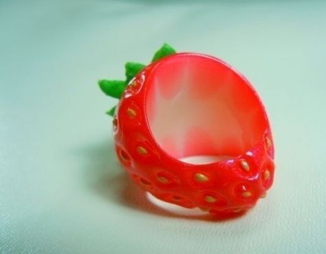 Mode Pastel, Strawberry Ring, Cute Strawberry, Dope Jewelry, Funky Jewelry, Jewelry Inspo, Diy Clay, Fashion Mode, Pretty Jewellery