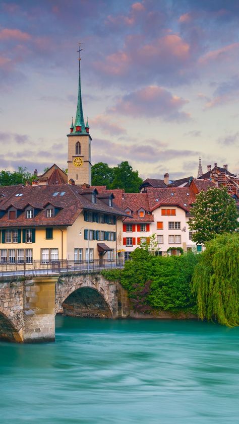 Lucerne, Clock Tower, European Countries, Bern, Ski Resort, Swiss Watches, Hiking Trails, Last Minute, Switzerland