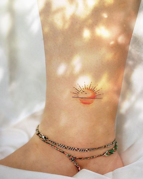 30 Tattoo Ideas, My Sunshine Tattoo, Simple Sun Tattoo, Rising Sun Tattoos, Sunflower Tattoo Simple, Sunrise Tattoo, 30 Tattoo, Sunshine Tattoo, See Tattoo