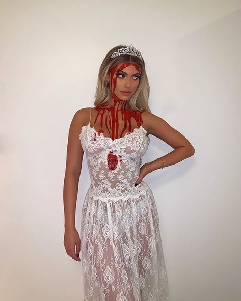 kelsey (@fatherkels) • Instagram photos and videos Carrie Halloween Costume, Blonde Halloween, Blonde Halloween Costumes, Iconic Halloween Costumes, Creepy Halloween Costumes, Spooky Halloween Costumes, Halloween Fits, Halloween Fest, Scary Halloween Costume